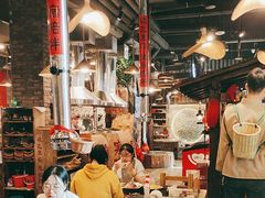 -破瓦寒窑·地摊烤羊排