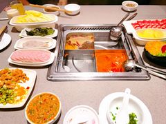 -海底捞火锅鲜切牛肉主题店(长寿路店)