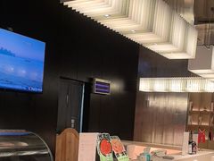 -涨巢·潮玩水疗局