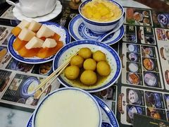 -广信牛奶甜品世家(台东店)