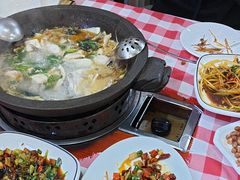 -九门寨石锅鱼烤鱼