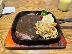 -豪客嘉族·麦尼顿西餐厅(乐福天下店)