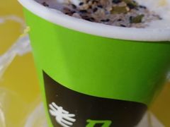 -清真老马家国华牛奶鸡蛋醪糟(正宁路店)