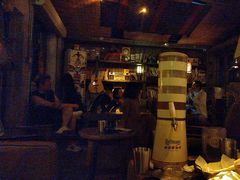 -城墙外BAR