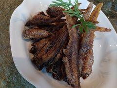 香酥烤子鱼-上海小南国(正大店)