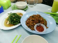 -明记烧鱼美味店