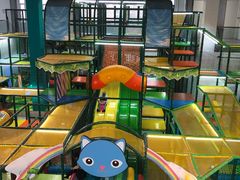 -蒙特利亲子乐园