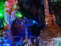 -泰安地下龙宫景区