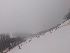 -庙香山滑雪场