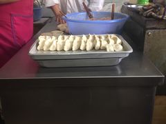 -黄阿姨锅贴大王(万航渡路店)