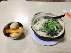 -小许三鲜砂锅馄饨店(家多乐烟酒店)