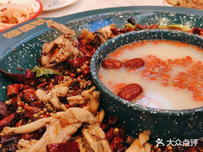渔香岛美蛙鱼头火锅店(威清路店)图片