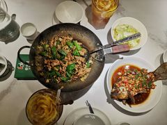 -费大厨辣椒炒肉(高铁吾悦广场店)