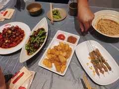 -肥肥虾庄·金牌油焖大虾(杨园滨江时代walk店)