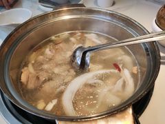 -三个椰子·现砍椰子鸡(金源CBD店)