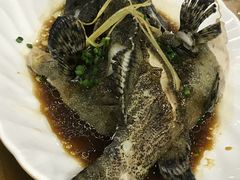 -四川小胡子海鲜(丁村万人海鲜广场店)