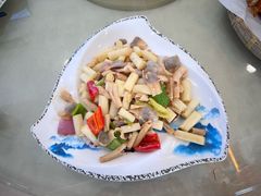 鹅肠头炒藕带-卖鱼珍河鲜坊•一线江景园林餐厅