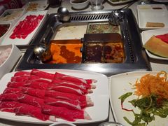 -海底捞火锅鲜切牛肉主题店(长寿路店)