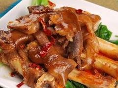 糊辣羊蹄-悦真雅院·四合院·清真私房菜(雍和宫店)