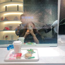 -丝语萱形象