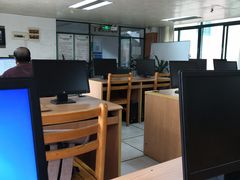 -广州市白云区图书馆