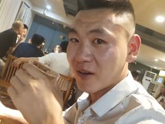 -云晓光头烧烤吧(新大陆广场店)
