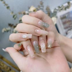 -兔兔妹款式美甲美睫