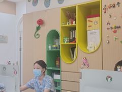 -菲越企鹅眼科(龙湖天街店)