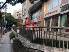 -星巴克臻选(莘庄仲盛店)