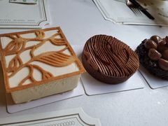 -潮一不贰·法式甜品·生日蛋糕·西式简餐(外滩店)