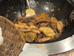 -万里闯关东铁锅炖菜馆(高新旗舰店)