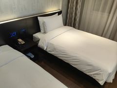 -桔子酒店(合肥三孝口地铁站店)