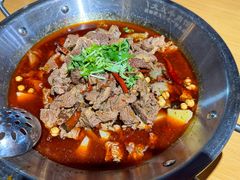 -大众跷脚牛肉馆·非遗传承单位(峨眉山店)