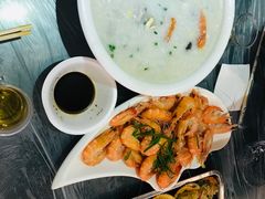 -覃记海鲜美食餐厅