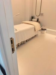 -苑苑vbeauty科技美容SPA