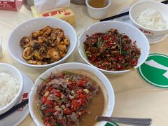 -笨罗卜浏阳菜馆(太平街店)