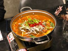 辛牛骨火锅-KCOOKING概念韩餐(世茂52+店)