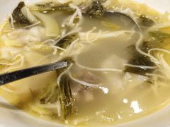 酸汤肥牛-巴扎美食·新疆菜·西域歌舞表演餐厅(新疆大厦店)