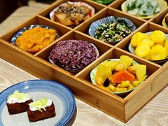 -轻蔬不用等·素食(江苏路店)