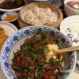 每一片都吸足了汤汁，咬开是爽脆不柴的口感
