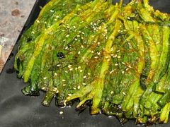 -老街烧烤大排档·地道湖北菜·龙虾馆(汉口火车站店)