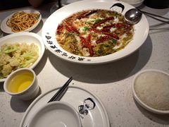 -江渔儿酸菜鱼(映月湖环宇城店)