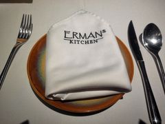 -Erman岩烧牛排(虹桥南丰城店)