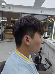 -尤司男士国潮理发馆
