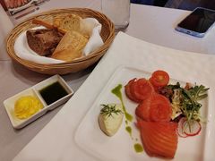 -塞纳河法国餐厅(意式风情街店)