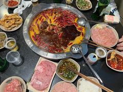 -洞亭火锅(防空洞总店)