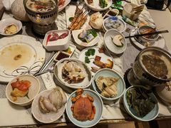 -雍和会海鲜姿造自助(湖东路店)