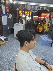 -藤野造型专业烫染接发