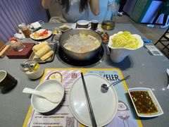 -椰小鸡·琼州糟粕醋·火锅(美兰缤纷城店)