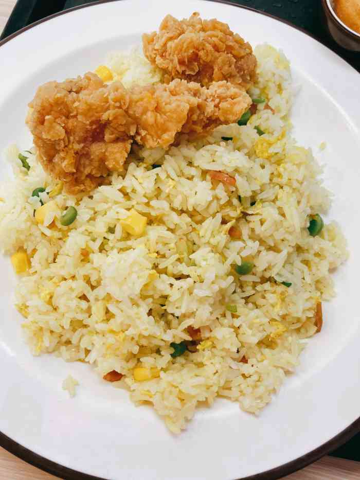 乡村基(大学城店)-"重庆本土中式快餐,中规中矩,对于一家快餐.